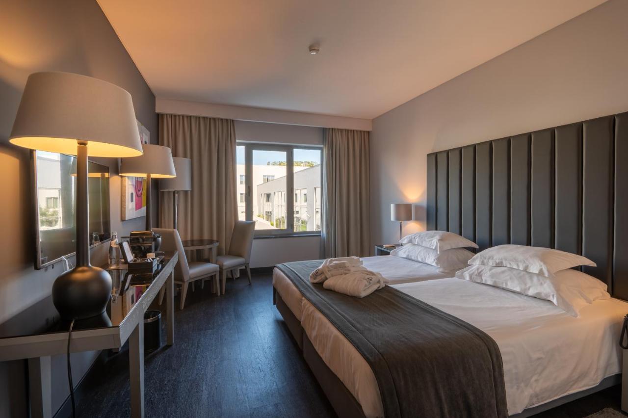 Superior Double or Twin Room,1404351935:JPEG